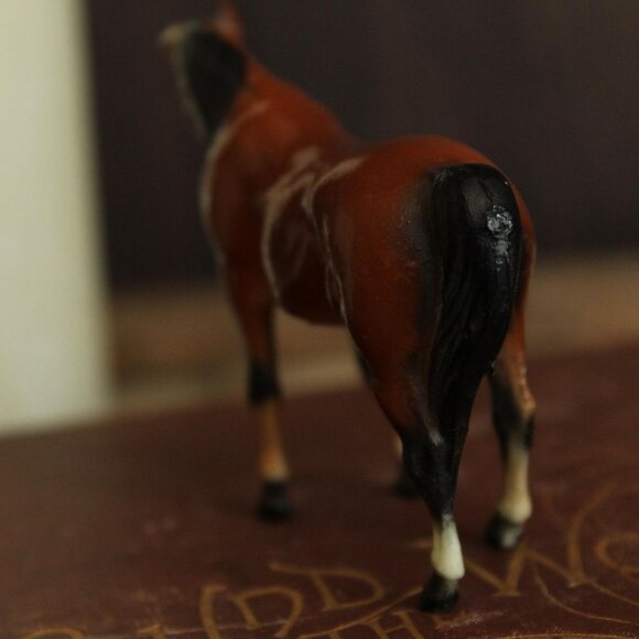 Vintage 1970s Breyer Horse, Bay Arabian Mare, G1 #5011, Maureen Love - Picture 4 of 10